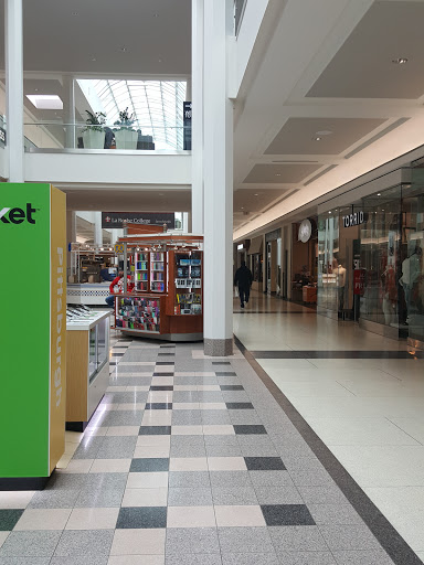 South Hills Village, 301 South Hills Village, Pittsburgh, PA 15241, USA, 