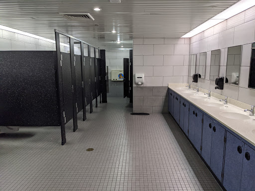 Movie Theater «Regal Cinemas Largo Mall 8», reviews and photos, 10500 Ulmerton Road East, Largo, FL 33771, USA