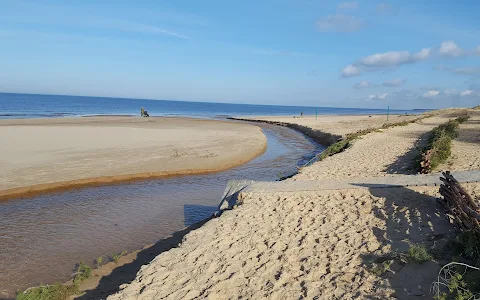Garciema pludmale pie Eimura kanāla ietekas jūrā image