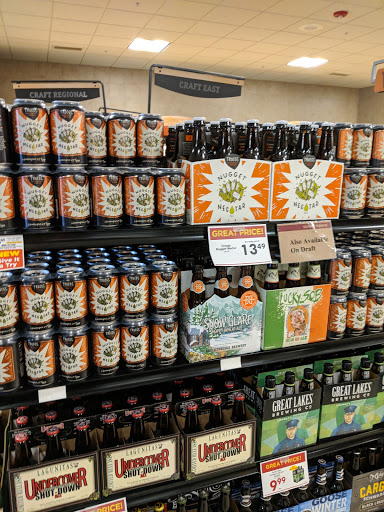 Supermarket «Giant Eagle Supermarket», reviews and photos, 9901 Mountain View Dr, West Mifflin, PA 15122, USA