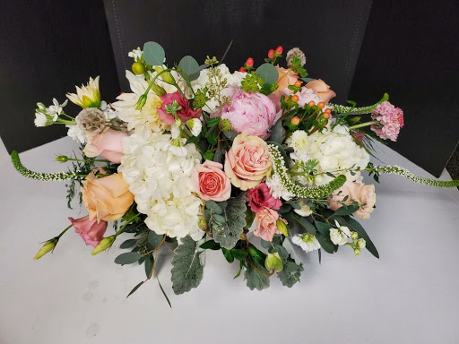 Florist «Bundle Of Roses», reviews and photos, 763 Elden St, Herndon, VA 20170, USA