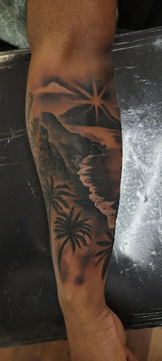 Explore country tattoo ideas, creative tattoo ideas in Stockton, available at THE PIRATES LOUNGE TATTOO PARLOR