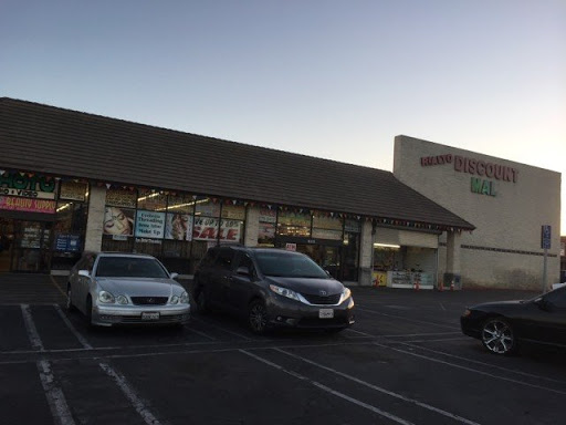 Discount Store «Rialto Discount Mall», reviews and photos, 463 E Foothill Blvd, Rialto, CA 92376, USA