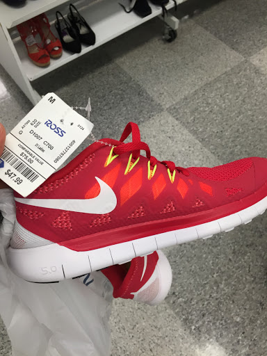 Clothing Store «Ross Dress for Less», reviews and photos, 2870 Chapel Hill Rd, Douglasville, GA 30135, USA