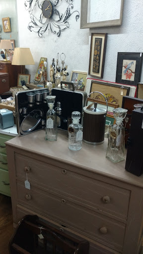 Antique Furniture Store «Keen Furniture Loft LLC», reviews and photos, 1530 S High St, Columbus, OH 43207, USA