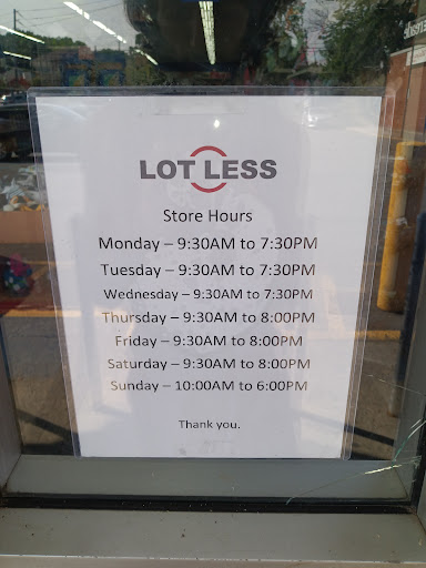 Department Store «Lot-less Closeouts», reviews and photos, 3155 Amboy Rd, Staten Island, NY 10306, USA