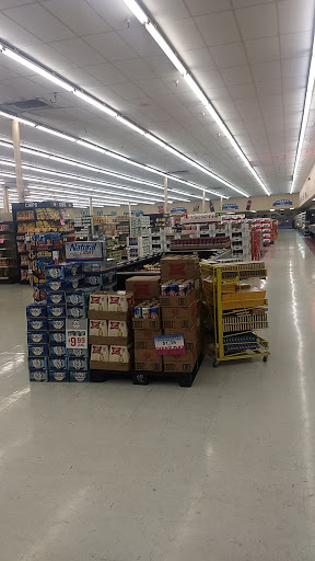 Supermarket «Warehouse Market», reviews and photos, 1507 W 51st St, Tulsa, OK 74107, USA