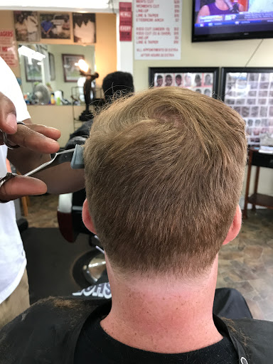 Barber Shop «Fatheadz Barber Shop», reviews and photos, 2516 Paul W Bryant Dr, Tuscaloosa, AL 35401, USA