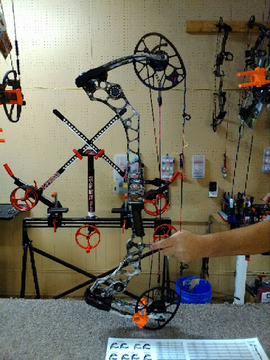 Sporting Goods Store «Cutting Edge Sporting Goods-In», reviews and photos, 206 W Main St, Greensburg, IN 47240, USA