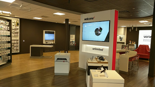 Cell Phone Store «Verizon», reviews and photos, 9360 WI-16, Onalaska, WI 54650, USA