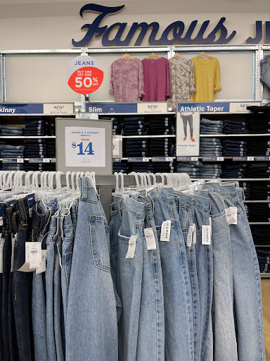 Clothing Store «Old Navy», reviews and photos, 1600 Saratoga Ave, San Jose, CA 95129, USA