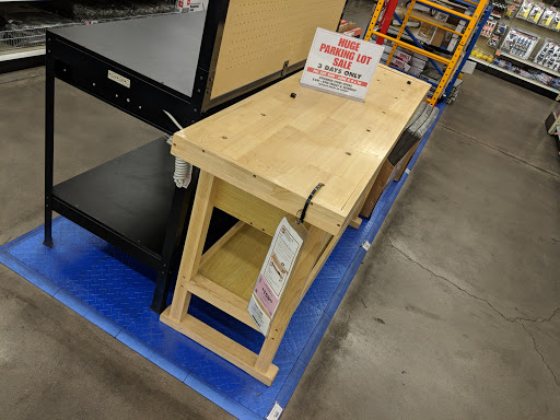 Hardware Store «Harbor Freight Tools», reviews and photos, 1515 W Craig Rd, North Las Vegas, NV 89032, USA