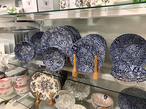 Home Goods Store «HomeGoods», reviews and photos, 7937 113th St, Seminole, FL 33772, USA