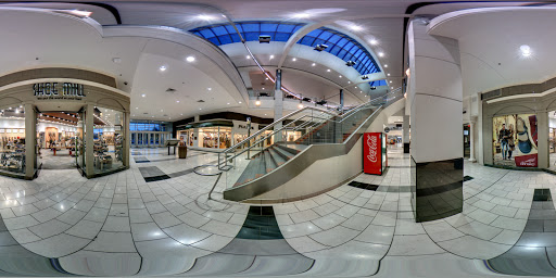 Shoe Store «Shoe Mill», reviews and photos, 9609 SW Washington Square Rd, Portland, OR 97223, USA