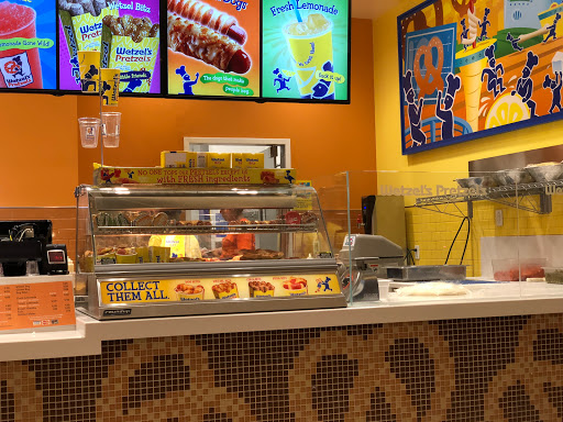 Shopping Mall «Hillsdale Shopping Center», reviews and photos, 60 E 31st Ave, San Mateo, CA 94403, USA