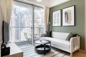 Blueground | Furnished Apartments in Hong Kong image