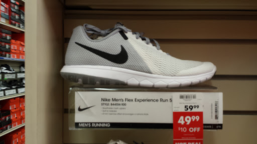 Sporting Goods Store «Academy Sports + Outdoors», reviews and photos, 91 Westbank Expy #250, Gretna, LA 70053, USA