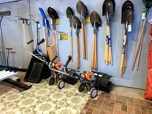 Building Materials Store «Clarks U-Save Rockery», reviews and photos