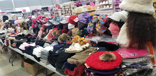 Beauty Supply Store «Sammy Hair & Beauty Supply», reviews and photos, 10942 Hamilton Ave, Cincinnati, OH 45231, USA