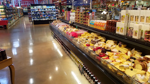 Grocery Store «Harmons Grocery», reviews and photos, 200 Station Pkwy, Farmington, UT 84025, USA