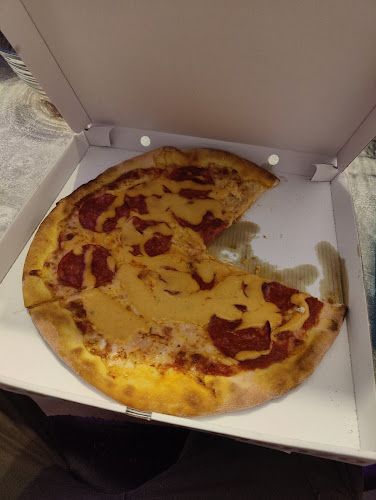 Menzo Pizza Kurier - Aarau