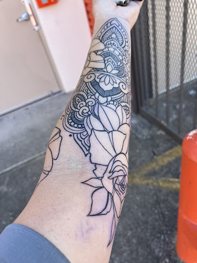 Explore gift ideas for tattoo artists, creative tattoo ideas in Houston, available at Rose & Dagger Tattoo