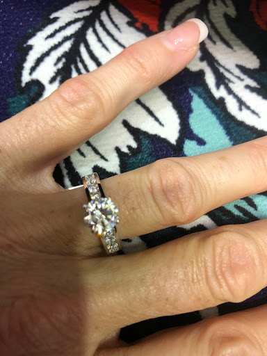 Jewelry Store «Gold & Diamond Source», reviews and photos, 3800 Ulmerton Rd, Clearwater, FL 33762, USA