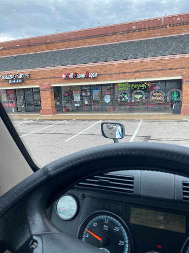 Electronics Repair Shop «CPR Cell Phone Repair St. Peters», reviews and photos, 7131 Mexico Rd, St Peters, MO 63376, USA