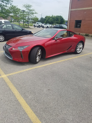 Lexus Dealer «Woodfield Lexus», reviews and photos, 350 E Golf Rd, Schaumburg, IL 60173, USA