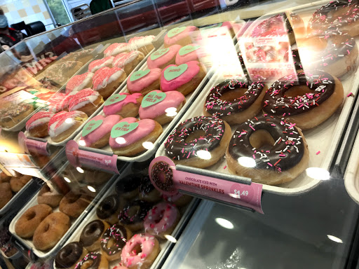 Donut Shop «Krispy Kreme», reviews and photos, 12648 Jefferson Ave, Newport News, VA 23602, USA