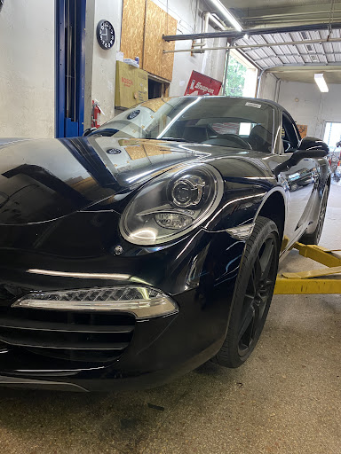 Auto Repair Shop «Drive European», reviews and photos, 30 Hillwood Ave, Falls Church, VA 22046, USA