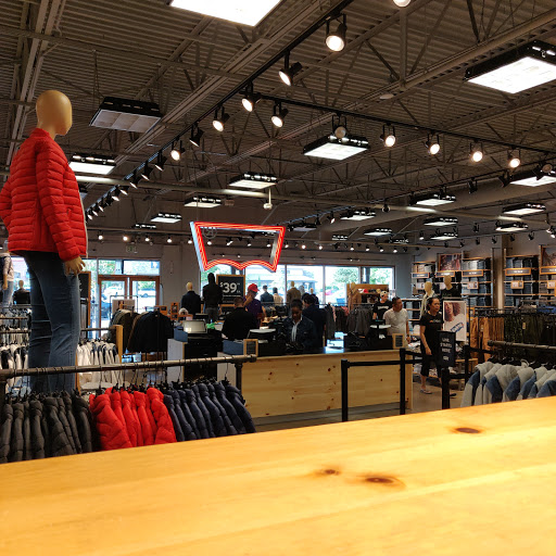 Clothing Store «Levi’s® Outlet Store at Allen Premium Outlets», reviews and photos, 820 W Stacy Rd, Allen, TX 75013, USA