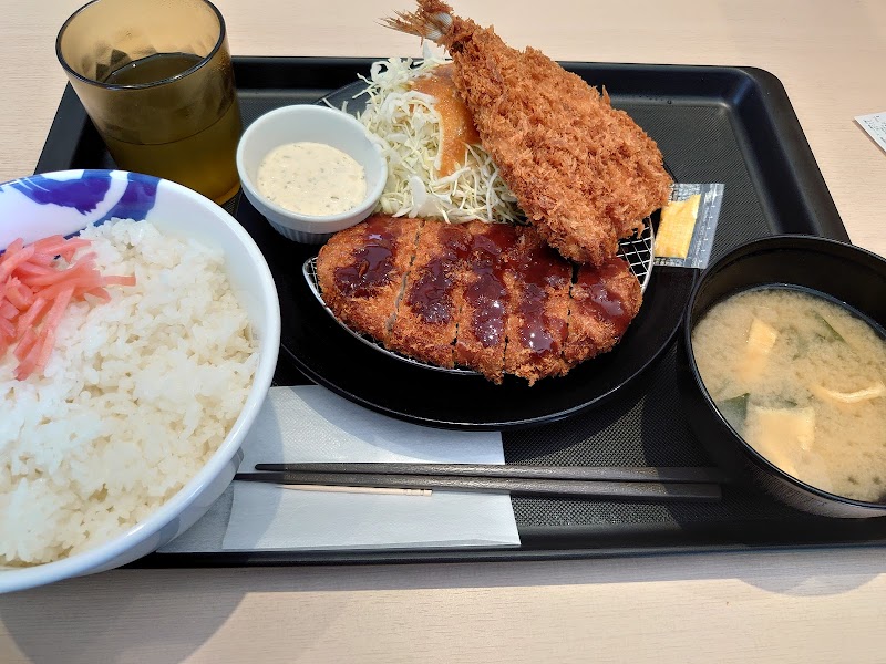 松屋 新居浜店（松のや併設）