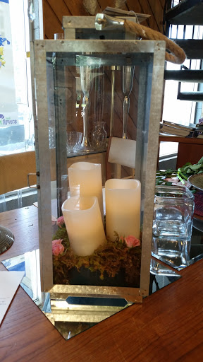 Florist «Chenoweth Floral & Greenhouses», reviews and photos, 563 Old Hwy 8 SW, St Paul, MN 55112, USA