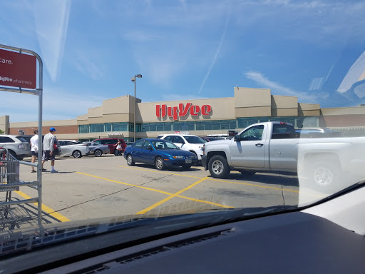 Supermarket «Hy-Vee», reviews and photos, 2395 NW Arterial, Dubuque, IA 52002, USA