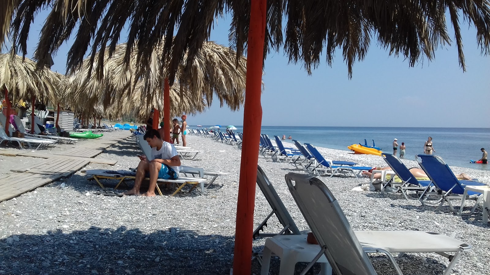 Foto von Velika beach und die siedlung