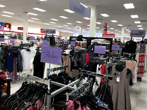 Department Store «T.J. Maxx & HomeGoods», reviews and photos, 198 Alewife Brook Pkwy, Cambridge, MA 02138, USA
