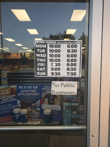 Sporting Goods Store «Big 5 Sporting Goods», reviews and photos, 1610 Main St, Longmont, CO 80501, USA