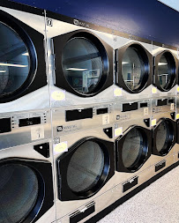 Beautiful Laundrette - Photo 4 - Car repair in St Paul, MN, St. Paul