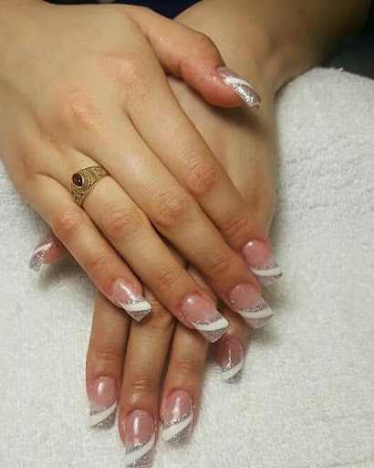 Nail Salon «Salon Polished», reviews and photos, 15 12th St, Hammonton, NJ 08037, USA