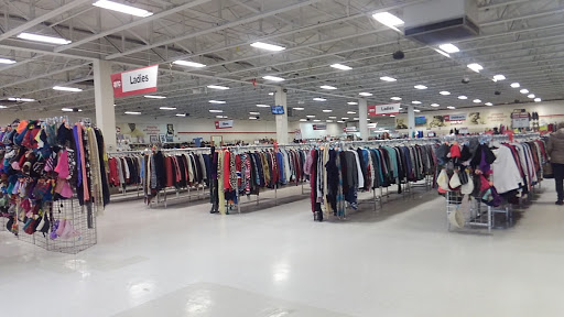 Thrift Store «ARC Thrift Stores», reviews and photos, 6791 W Colfax Ave, Denver, CO 80214, USA