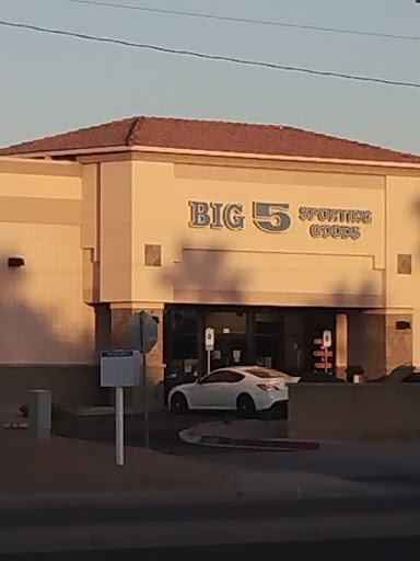 Sporting Goods Store «Big 5 Sporting Goods», reviews and photos, 965 S Val Vista Dr, Gilbert, AZ 85296, USA