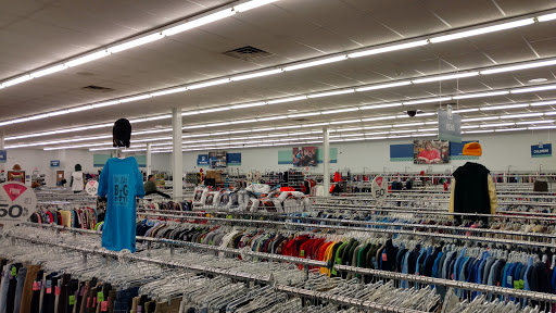 Thrift Store «Green Bay East Goodwill Retail Store & Training Center», reviews and photos