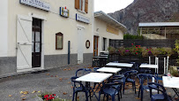 Atmosphère du Restaurant français Auberge Du Boulodrome à La Chambre - n°2