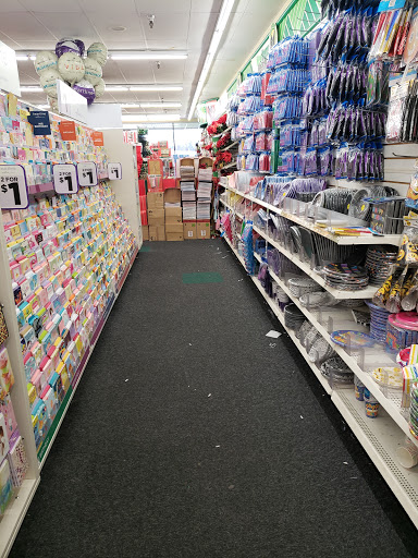 Dollar Store «Dollar Tree», reviews and photos, 1155 W 14 Mile Rd, Clawson, MI 48017, USA