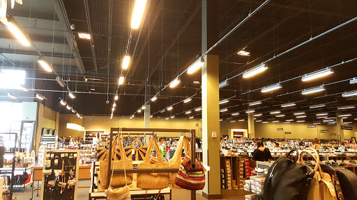 Shoe Store «DSW Designer Shoe Warehouse», reviews and photos, 6644 Loisdale Rd, Springfield, VA 22150, USA
