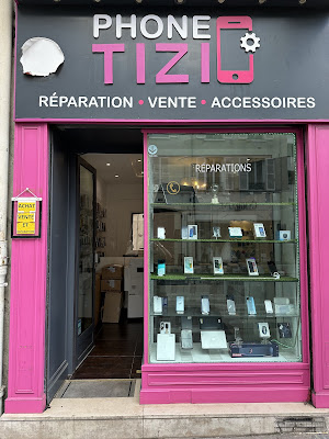 Tizi phone à Paris