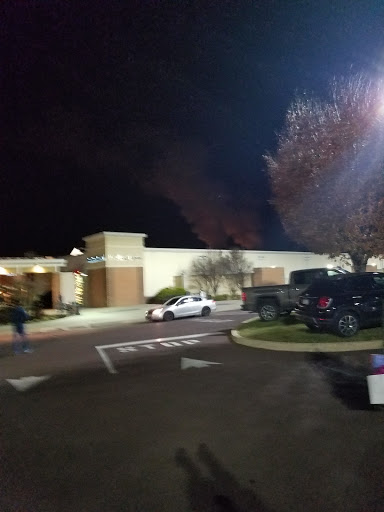 Clothing Store «Gap Outlet», reviews and photos, 18 West Lightcap Rd, Pottstown, PA 19464, USA