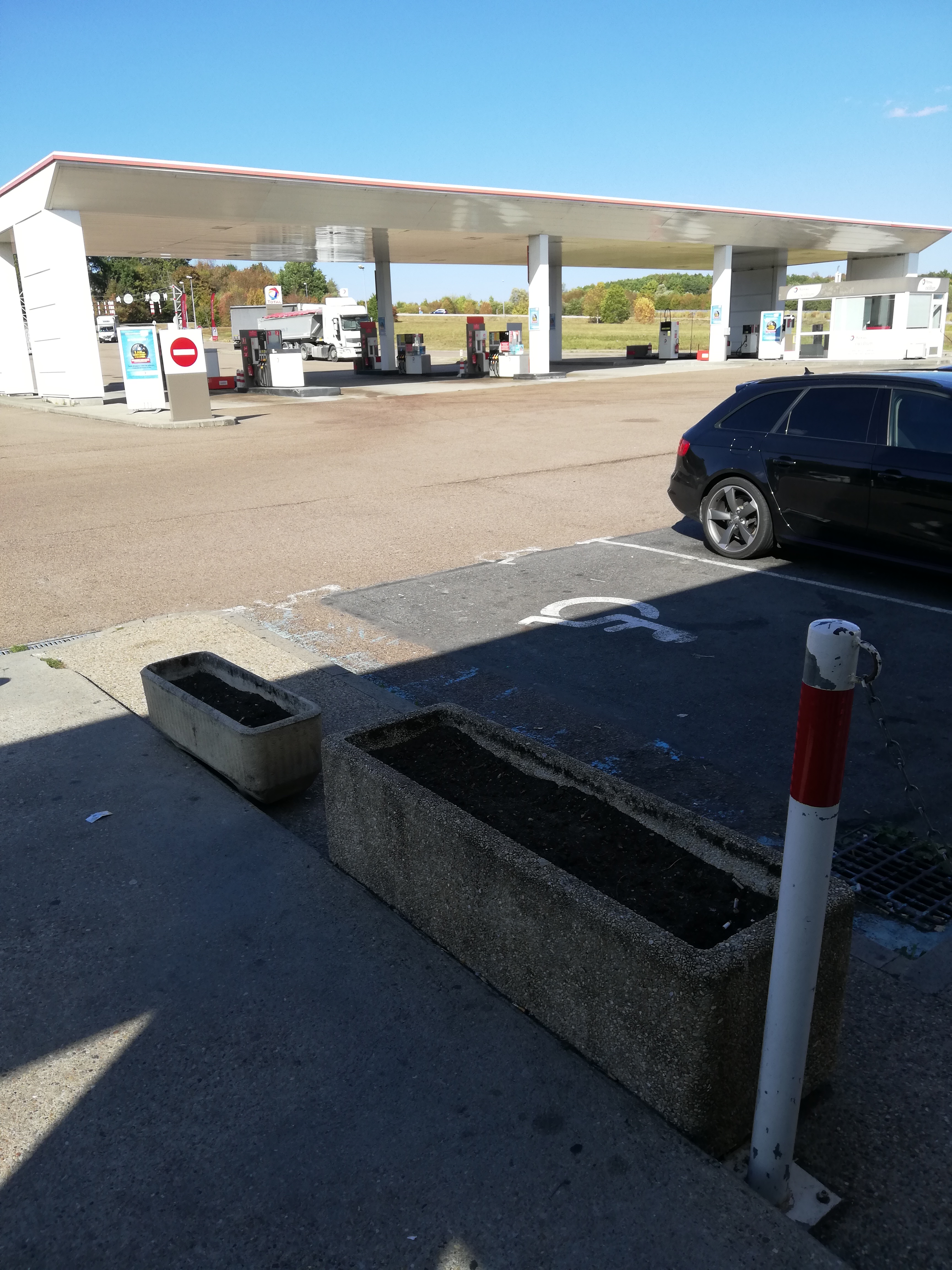 Photo n° 2 de l'avis de serge.a fait le 08/10/2018 à 17:12
