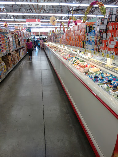 Grocery Store «Grocery Outlet Bargain Market», reviews and photos, 1203 N State St, Ukiah, CA 95482, USA
